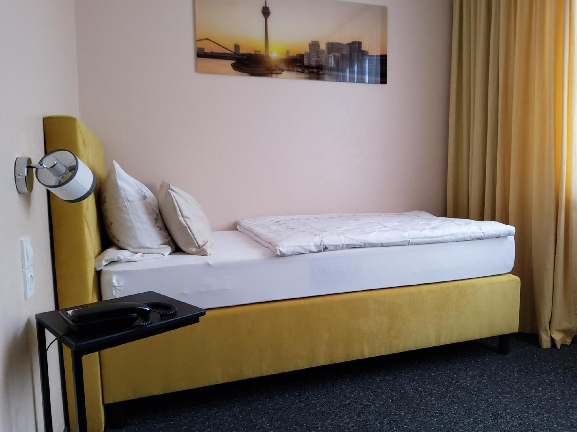 Schloss Hotel Gbr Düsseldorf Eksteriør billede
