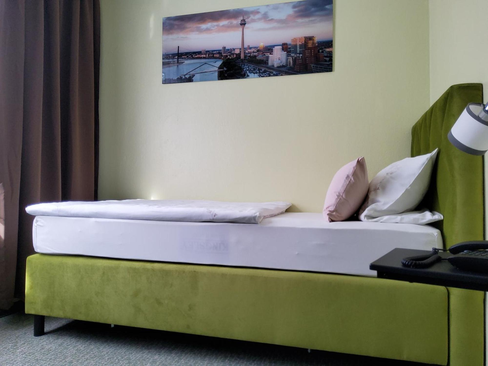 Schloss Hotel Gbr Düsseldorf Eksteriør billede